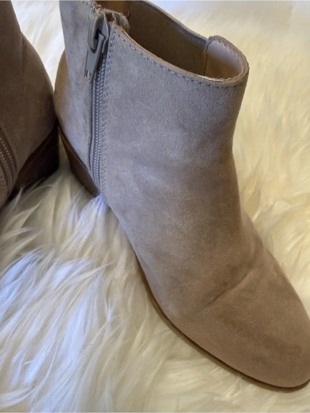 Treasure & Bond kids suede